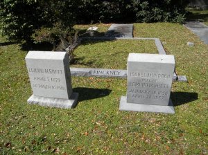 Alicia Rhett's parents' graves in St. Philip's Churchyard, where she is. Note the name Pinkney behind her, goes with Wesley Pruden's quote. (photo courtesy FindAGrave)
